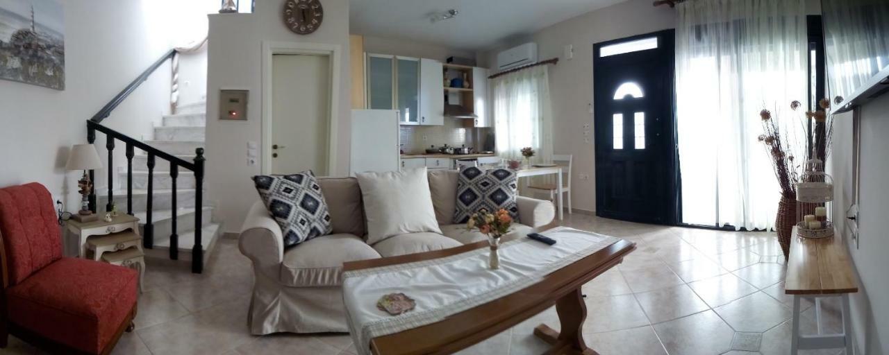 Cute Maisonette No2 On Coastal Sidewalk Nikiti (Sithonia)